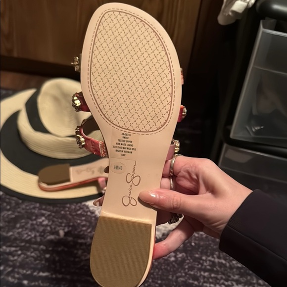 3/25 promo! Jessica Simpson Ditta sandals - Picture 6 of 10